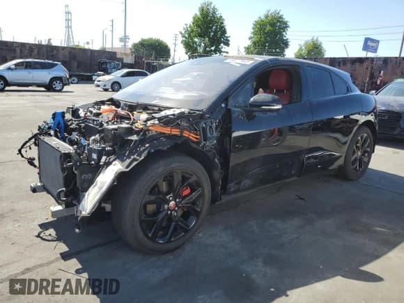 ✅ 2020 Jaguar I-Pace HSE • VIN: SADHD2S17L1F81186 • Lot: 58027943. Listed on Copart with 18,922 mi. Free auction sales archive from the USA and detailed vehicle history report at DreamBid. Image 1.