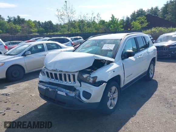 ✅ 2017 Jeep Compass Sport SE • VIN: 1C4NJDBB5HD107025 • Lot: 42382265. Listed on IAAI with Not provided. Free auction sales archive from the USA and detailed vehicle history report at DreamBid. Image 17.