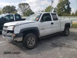 2003 Chevrolet Silverado 2500HD LT with VIN 1GCHK29U83E314808, listed as a Copart auction lot 72331804 with 228,467 mi miles and Salvage title. Bid and sale history available at DreamBid. Image 1.