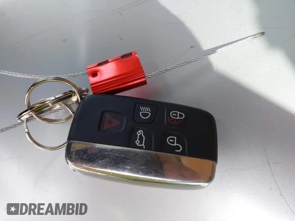 ✅ 2017 Land Rover Discovery HSE Luxury • VIN: SALRHBBV6HA041512 • Lot: 43731168. Listed on IAAI with 98,507 mi. Free auction sales archive from the USA and detailed vehicle history report at DreamBid. Image 11.