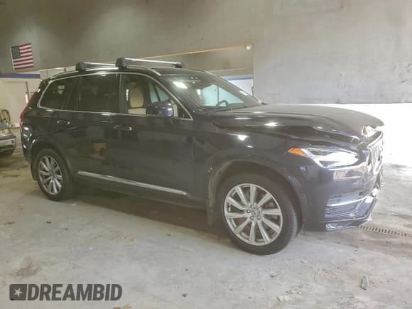 ✅ 2019 Volvo XC90 Inscription • VIN: YV4A22PL4K1510114 • Lot: 93452915. Wystawiony na Copart z przebiegiem 65 611 mil. Bezpłatny archiwum sprzedaży aukcyjnych z USA i szczegółowy raport historii pojazdu na DreamBid. Zdjęcie 4.