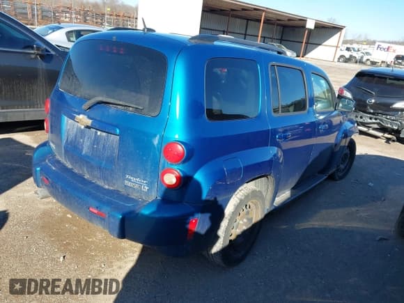 ✅ 2009 Chevrolet HHR 1LT • VIN: 3GNCA23B79S602328 • Lot: 41327366. Listed on IAAI with 180,525 mi. Free auction sales archive from the USA and detailed vehicle history report at DreamBid. Image 4.