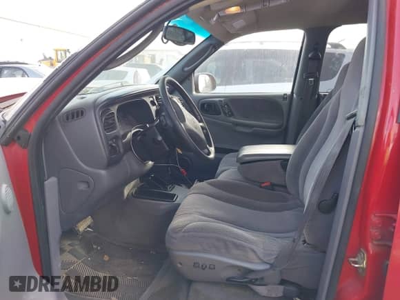 ✅ 2000 Dodge Dakota Sport • VIN: 1B7GL2AN0YS705134 • Лот: 41997957. Размещён на IAAI с пробегом 219 659 миль миль. Получите бесплатный доступ к архиву аукционных продаж из США и посмотрите подробный отчёт об истории автомобиля на DreamBid. Изображение 5.