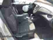 2021 Chevrolet Malibu LT z VIN 1G1ZD5ST4MF062111, wystawiony jako IAAI lot #42914332 z przebiegiem Nie podano mil oraz . Historia ofert i sprzedaży dostępna na DreamBid. Obrazek 5.