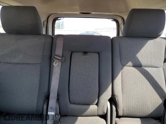 ✅ 2008 Jeep Commander Sport • VIN: 1J8HG48K68C105348 • Lot: 81876395. Wystawiony na Copart z przebiegiem 172 509 mil. Bezpłatny archiwum sprzedaży aukcyjnych z USA i szczegółowy raport historii pojazdu na DreamBid. Zdjęcie 10.