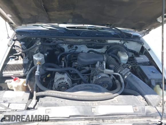 ✅ 2000 Chevrolet S-10 LS • VIN: 1GCCS14W5YK149287 • Лот: 42571949. Опубликован ранее на IAAI с пробегом 212 078 миль. Бесплатный доступ к архиву аукционных продаж из США и подробный отчёт об истории автомобиля на DreamBid. Изображение 10.