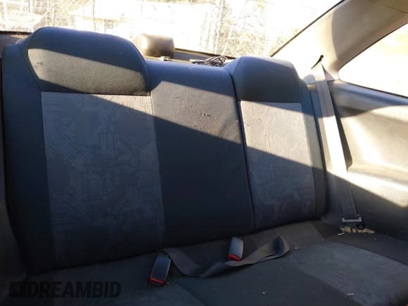 ✅ 2001 Mitsubishi Mirage DE • VIN: JA3AY11A91U038362 • Lot: 41363633. Listed on IAAI with 327,214 mi. Free auction sales archive from the USA and detailed vehicle history report at DreamBid. Image 8.