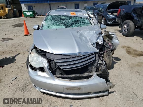 ✅ 2010 Chrysler Sebring Limited • VIN: 1C3CC5FDXAN162044 • Lot: 56789075. Listed on Copart with Not provided. Free auction sales archive from the USA and detailed vehicle history report at DreamBid. Image 5.