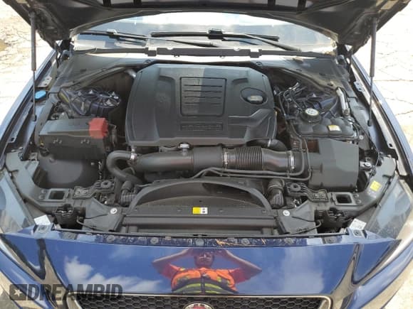 ✅ 2018 Jaguar XE 25t Prestige • VIN: SAJAE4FX7JCP23301 • Lot: 58094433. Listed on Copart with 33,362 mi. Free auction sales archive from the USA and detailed vehicle history report at DreamBid. Image 11.