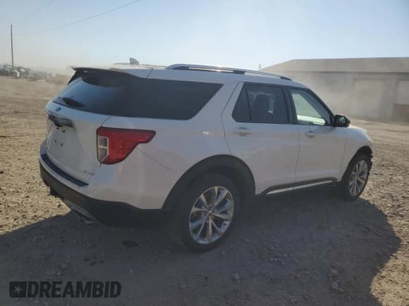 ✅ 2021 Ford Explorer Platinum • VIN: 1FM5K8HC4MGA32990 • Lot: 84815225. Wystawiony na Copart z przebiegiem 44 820 mil. Bezpłatny archiwum sprzedaży aukcyjnych z USA i szczegółowy raport historii pojazdu na DreamBid. Zdjęcie 3.