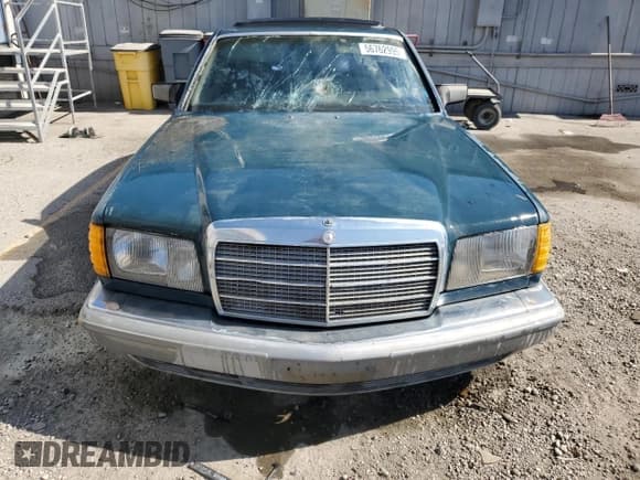 ✅ 1983 Mercedes-Benz 300 SD • VIN: WDBCB20AXDB032703 • Lot: 56762995. Listed on Copart with Not provided. Free auction sales archive from the USA and detailed vehicle history report at DreamBid. Image 5.