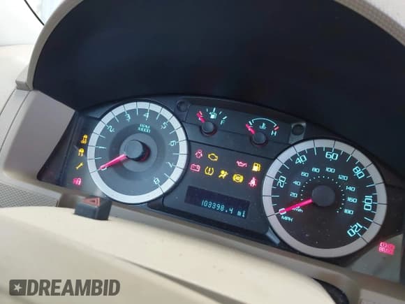 ✅ 2012 Ford Escape XLT • VIN: 1FMCU0DG1CKA62746 • Lot: 43468442. Listed on IAAI with 103,398 mi. Free auction sales archive from the USA and detailed vehicle history report at DreamBid. Image 7.