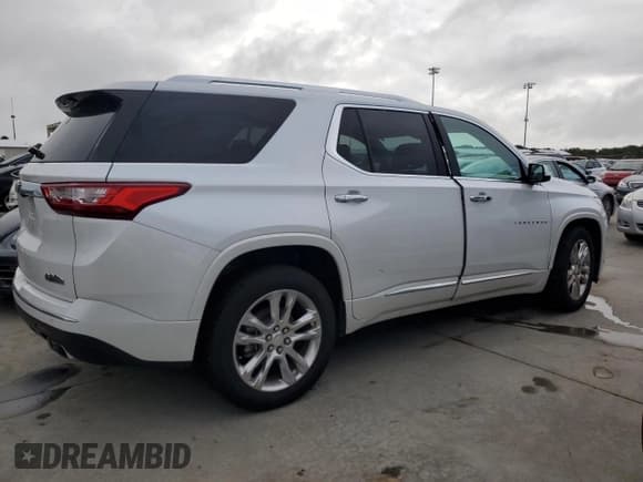 ✅ 2019 Chevrolet Traverse RS • VIN: 1GNEVJKW8KJ133558 • Lot: 75047564. Wystawiony na Copart z przebiegiem Nie podano. Bezpłatny archiwum sprzedaży aukcyjnych z USA i szczegółowy raport historii pojazdu na DreamBid. Zdjęcie 3.