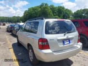 ✅ 2007 Toyota Highlander w/3rd Row • VIN: JTEDP21A370134927 • Lot: 42253382. Wystawiony na IAAI z przebiegiem 327 253 mil. Bezpłatny archiwum sprzedaży aukcyjnych z USA i szczegółowy raport historii pojazdu na DreamBid. Zdjęcie 3.