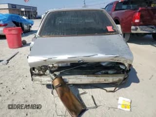 ✅ 1982 BMW 3 Series • VIN: WBAAG3307C8378560 • Лот: 83790224. Опубликован ранее на Copart с пробегом 83 004 миль. Бесплатный доступ к архиву аукционных продаж из США и подробный отчёт об истории автомобиля на DreamBid. Изображение 6.