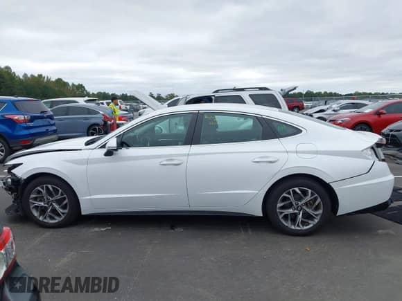 2020 Hyundai Sonata SEL z VIN 5NPEF4JA8LH037033, wystawiony jako IAAI lot #43386752 z przebiegiem 54 058 mil mil oraz . Historia ofert i sprzedaży dostępna na DreamBid. Obrazek 15.