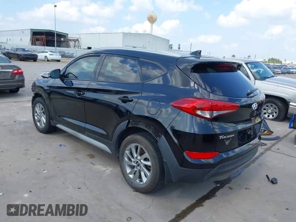 2018 Hyundai Tucson SEL z VIN KM8J33A42JU655670, wystawiony jako IAAI lot #42337024 z przebiegiem 56 730 mil mil oraz . Historia ofert i sprzedaży dostępna na DreamBid. Obrazek 3.