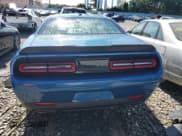 ✅ 2022 Dodge Challenger R/T • VIN: 2C3CDZBT5NH253884 • Lot: 67377384. Wystawiony na Copart z przebiegiem 9 427 mil. Bezpłatny archiwum sprzedaży aukcyjnych z USA i szczegółowy raport historii pojazdu na DreamBid. Zdjęcie 6.