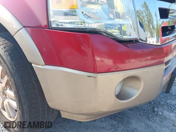 ✅ 2013 Ford Expedition XLT • VIN: 1FMJU1H54DEF39711 • Lot: 42406181. Listed on IAAI with 190,221 mi. Free auction sales archive from the USA and detailed vehicle history report at DreamBid. Image 6.