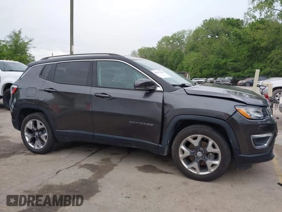 ✅ 2019 Jeep Compass Limited • VIN: 3C4NJCCB7KT777783 • Lot: 42172163. Listed on IAAI with 68,487 mi. Free auction sales archive from the USA and detailed vehicle history report at DreamBid. Image 14.