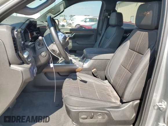 ✅ 2024 Chevrolet Silverado 1500 • VIN: 2GCPAFED1R1132048 • Лот: 68576754. Опубликован ранее на Copart с пробегом Не указан. Бесплатный доступ к архиву аукционных продаж из США и подробный отчёт об истории автомобиля на DreamBid. Изображение 7.