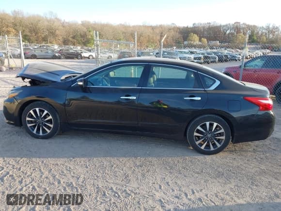 ✅ 2016 Nissan Altima SL • VIN: 1N4AL3AP9GC200950 • Lot: 43678196. Listed on IAAI with 149,870 mi. Free auction sales archive from the USA and detailed vehicle history report at DreamBid. Image 15.