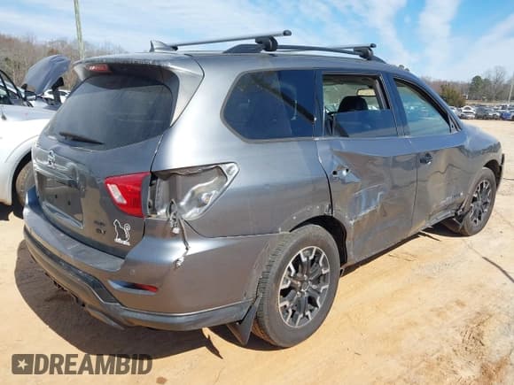 ✅ 2019 Nissan Pathfinder S • VIN: 5N1DR2MM3KC623917 • Lot: 41661193. Listed on IAAI with 92,345 mi. Free auction sales archive from the USA and detailed vehicle history report at DreamBid. Image 4.