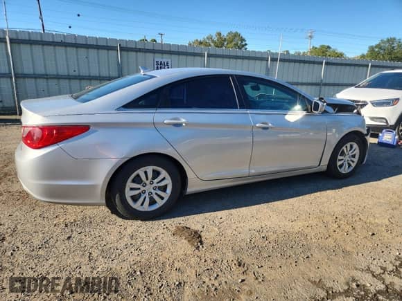 2011 Hyundai Sonata GLS with VIN 5NPEB4AC1BH088045, listed as a Copart auction lot 87262455 with 176,619 mi miles and Salvage title. Bid and sale history available at DreamBid. Image 3.