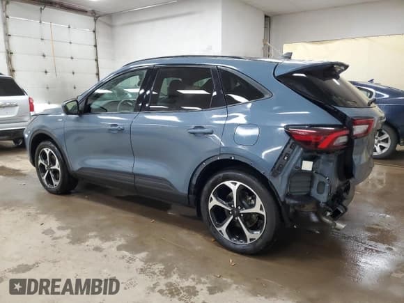 ✅ 2025 Ford Escape ST-Line Select • VIN: 1FMCU9NZ9SUA01555 • Lot: 86453595. Wystawiony na Copart z przebiegiem 12 811 mil. Bezpłatny archiwum sprzedaży aukcyjnych z USA i szczegółowy raport historii pojazdu na DreamBid. Zdjęcie 2.