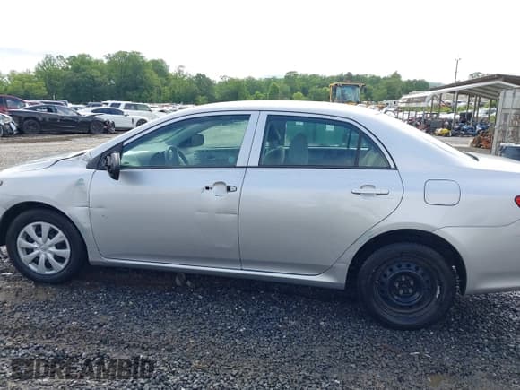 ✅ 2010 Toyota Corolla • VIN: 1NXBU4EE4AZ238688 • Lot: 42351949. Listed on IAAI with 71,770 mi. Free auction sales archive from the USA and detailed vehicle history report at DreamBid. Image 14.