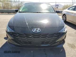 2023 Hyundai Elantra SEL z VIN KMHLS4AGXPU572590, wystawiony jako Copart lot #84073445 z przebiegiem 33 427 mil mil oraz Szkoda całkowita • Salvage title. Historia ofert i sprzedaży dostępna na DreamBid. Obrazek 5.