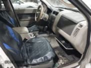 ✅ 2009 Ford Escape Hybrid • VIN: 1FMCU593X9KC19220 • Lot: 42348700. Listed on IAAI with 127,475 mi. Free auction sales archive from the USA and detailed vehicle history report at DreamBid. Image 5.