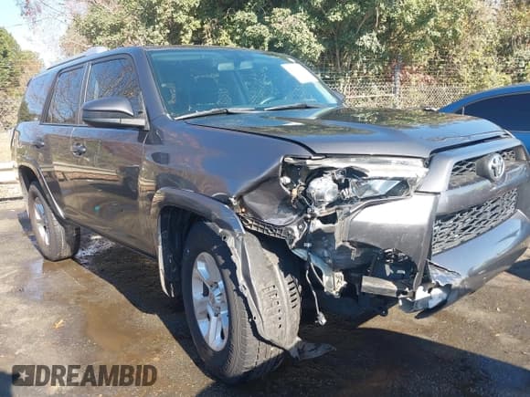 ✅ 2015 Toyota 4Runner SR5 • VIN: JTEZU5JR3F5101093 • Lot: 43747723. Wystawiony na IAAI z przebiegiem 184 467 mil. Bezpłatny archiwum sprzedaży aukcyjnych z USA i szczegółowy raport historii pojazdu na DreamBid. Zdjęcie 6.