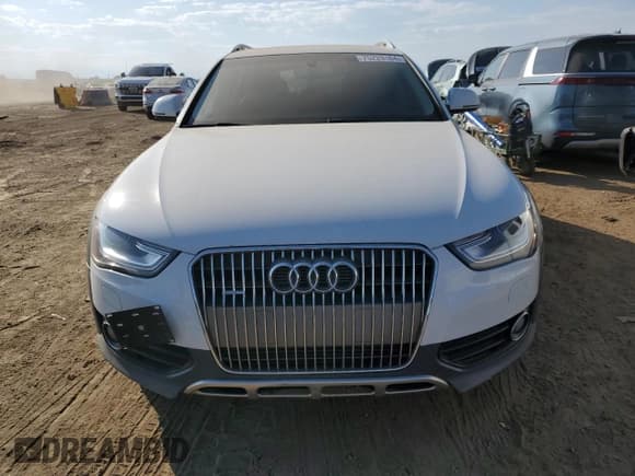 ✅ 2013 Audi allroad A4 Premium Plus • VIN: WA1UFAFL7DA074663 • Лот: 75229164. Опубликован ранее на Copart с пробегом 113 917 миль. Бесплатный доступ к архиву аукционных продаж из США и подробный отчёт об истории автомобиля на DreamBid. Изображение 5.