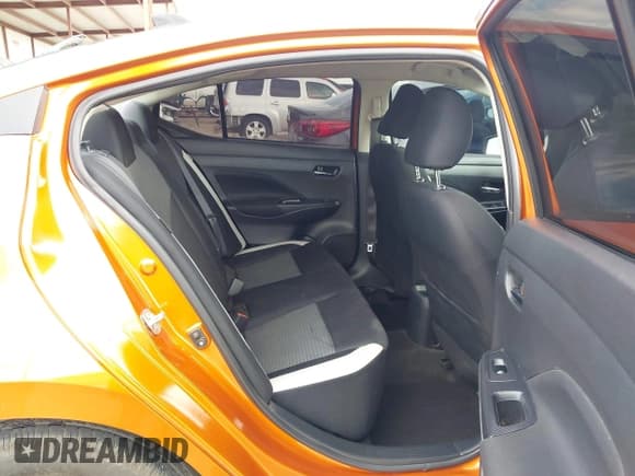 ✅ 2022 Nissan Versa SV • VIN: 3N1CN8EV9NL850076 • Lot: 43393220. Listed on IAAI with 76,737 mi. Free auction sales archive from the USA and detailed vehicle history report at DreamBid. Image 8.