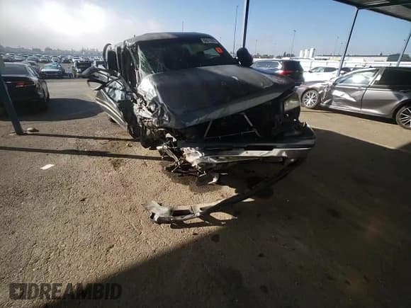 ✅ 2006 Chevrolet Silverado 1500 LT3 • VIN: 2GCEK13T661164751 • Lot: 86676395. Listed on Copart with Not provided. Free auction sales archive from the USA and detailed vehicle history report at DreamBid. Image 13.