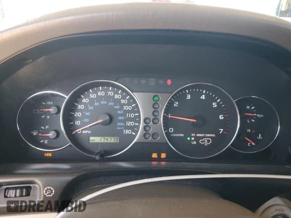 ✅ 2006 Toyota Land Cruiser • VIN: JTEHT05J262098694 • Lot: 49923375. Wystawiony na Copart z przebiegiem 174 779 mil. Bezpłatny archiwum sprzedaży aukcyjnych z USA i szczegółowy raport historii pojazdu na DreamBid. Zdjęcie 9.