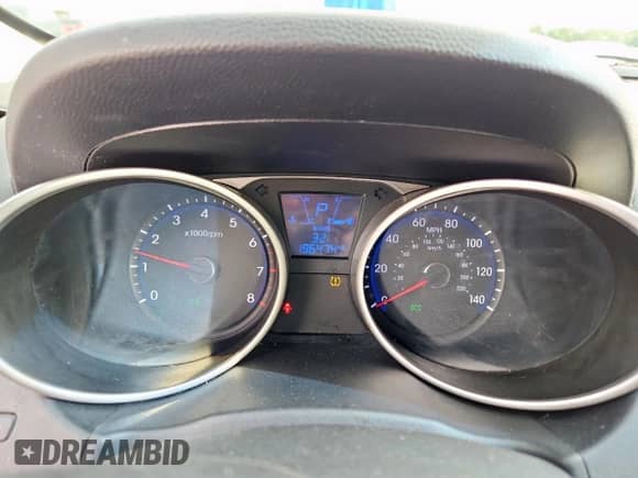 2013 Hyundai Tucson GLS with VIN KM8JU3AC7DU566198, listed as a Copart auction lot 71479605 with 196,474 mi miles and Salvage title. Bid and sale history available at DreamBid. Image 9.