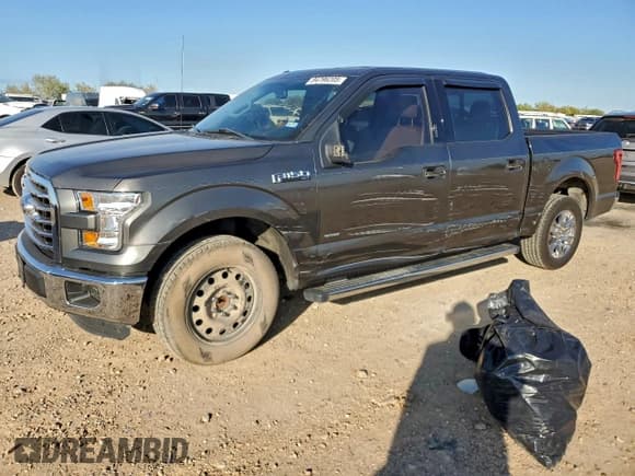 ✅ 2015 Ford F-150 XLT • VIN: 1FTEW1CP8FKE14725 • Lot: 94796205. Wystawiony na Copart z przebiegiem 136 230 mil. Bezpłatny archiwum sprzedaży aukcyjnych z USA i szczegółowy raport historii pojazdu na DreamBid. Zdjęcie 1.