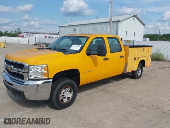 ✅ 2008 Chevrolet Silverado 2500HD • VIN: 1GBHK23658F224144 • Лот: 42512936. Опубликован ранее на IAAI с пробегом 234 333 миль. Бесплатный доступ к архиву аукционных продаж из США и подробный отчёт об истории автомобиля на DreamBid. Изображение 2.