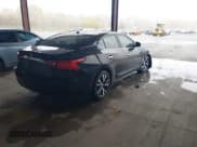 ✅ 2016 Nissan Maxima SL • VIN: 1N4AA6AP1GC421482 • Lot: 43536078. Wystawiony na IAAI z przebiegiem 243 803 mil. Bezpłatny archiwum sprzedaży aukcyjnych z USA i szczegółowy raport historii pojazdu na DreamBid. Zdjęcie 4.