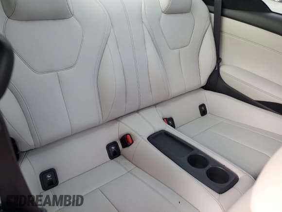 ✅ 2018 Infiniti Q60 Luxe • VIN: JN1EV7EK4JM343353 • Лот: 82315305. Опубликован ранее на Copart с пробегом 97 561 миль. Бесплатный доступ к архиву аукционных продаж из США и подробный отчёт об истории автомобиля на DreamBid. Изображение 10.