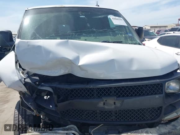 ✅ 2013 Chevrolet Express Cargo • VIN: 1GCWGGFA5D1144707 • Lot: 42868366. Listed on IAAI with 167,632 mi. Free auction sales archive from the USA and detailed vehicle history report at DreamBid. Image 11.