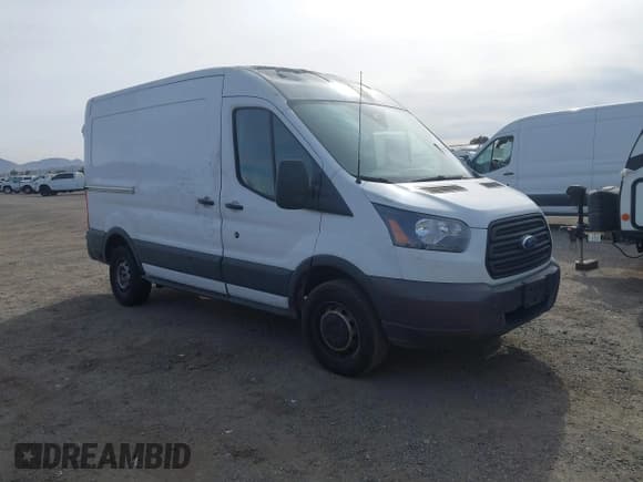 ✅ 2018 Ford Transit • VIN: 1FTYR1CM2JKB03536 • Lot: 41397754. Listed on IAAI with 81,080 mi. Free auction sales archive from the USA and detailed vehicle history report at DreamBid. Image 1.