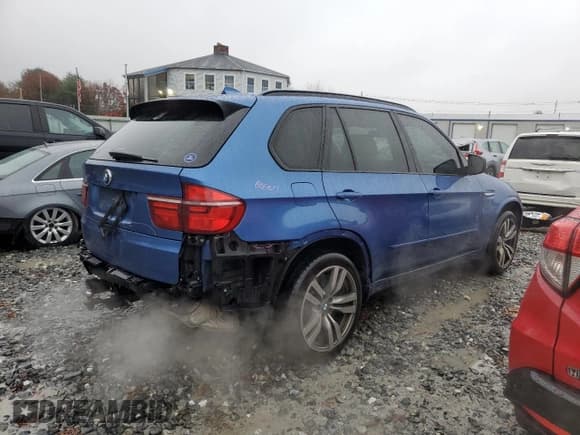 ✅ 2013 BMW X5 M • VIN: 5YMGY0C57D0C11940 • Lot: 92033895. Wystawiony na Copart z przebiegiem 168 290 mil. Bezpłatny archiwum sprzedaży aukcyjnych z USA i szczegółowy raport historii pojazdu na DreamBid. Zdjęcie 3.