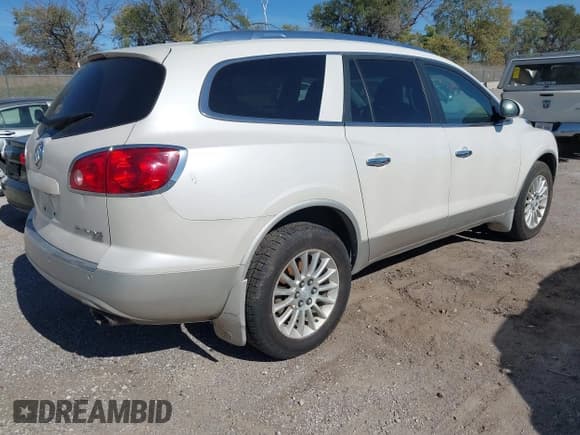 ✅ 2011 Buick Enclave CXL-1 • VIN: 5GAKVBED9BJ361081 • Лот: 43510230. Опубликован ранее на IAAI с пробегом 163 531 миль. Бесплатный доступ к архиву аукционных продаж из США и подробный отчёт об истории автомобиля на DreamBid. Изображение 4.