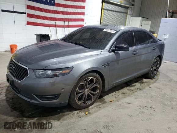 ✅ 2013 Ford Taurus SHO • VIN: 1FAHP2KT9DG139967 • Лот: 90393515. Опубликован ранее на Copart с пробегом 128 882 миль. Бесплатный доступ к архиву аукционных продаж из США и подробный отчёт об истории автомобиля на DreamBid. Изображение 1.