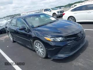2018 Toyota Camry SE with VIN 4T1B11HK6JU549323, listed as a IAAI auction lot 43036426 with 141,357 mi miles and . Bid and sale history available at DreamBid. Image 1.