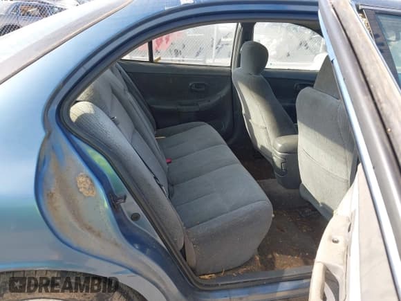 ✅ 1998 Oldsmobile Intrigue GX • VIN: 1G3WH52KXWF393882 • Lot: 42056782. Listed on IAAI with 223,763 mi. Free auction sales archive from the USA and detailed vehicle history report at DreamBid. Image 8.