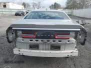 ✅ 2015 Dodge Challenger SXT Plus • VIN: 2C3CDZBG2FH835008 • Lot: 44277574. Wystawiony na Copart z przebiegiem Nie podano. Bezpłatny archiwum sprzedaży aukcyjnych z USA i szczegółowy raport historii pojazdu na DreamBid. Zdjęcie 6.